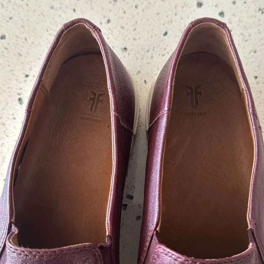 Frye Gemma Slip On Sneaker Burgundy Leather Women’s Size 10 Casual comfort EUC
